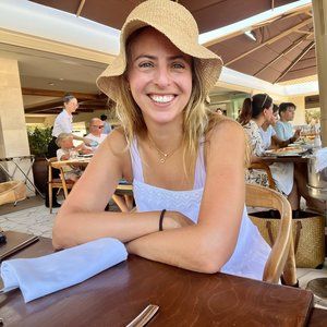 Meet your Posher, Allison